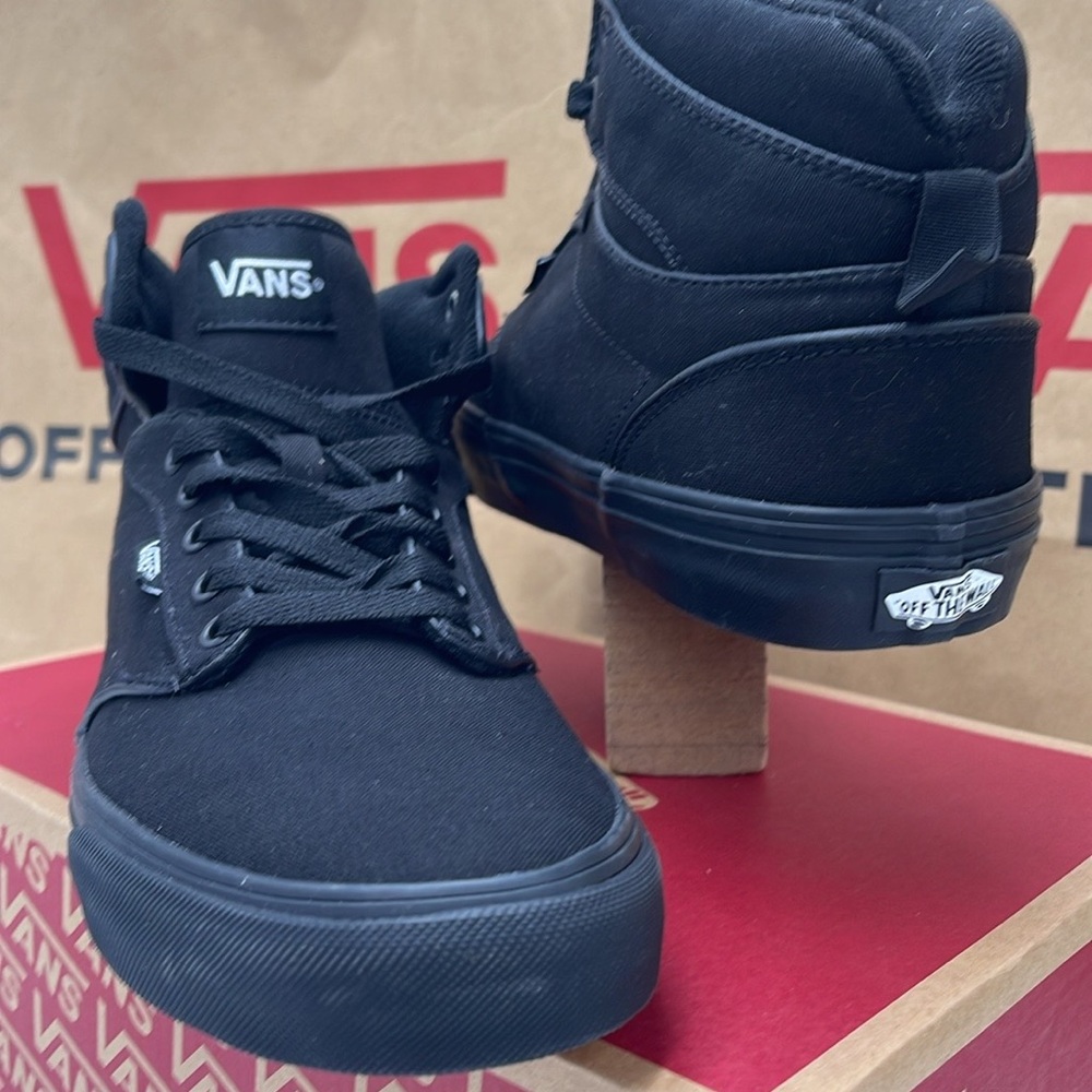 Vans Men’s Black High-Top Sneakers Atwood Hi (Canvas) Black/Black
VN0A38B… - Picture 9 of 16